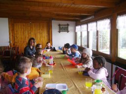 Besuch des Kindergartens St. Antonius (21.04.10) Bild Nr.14